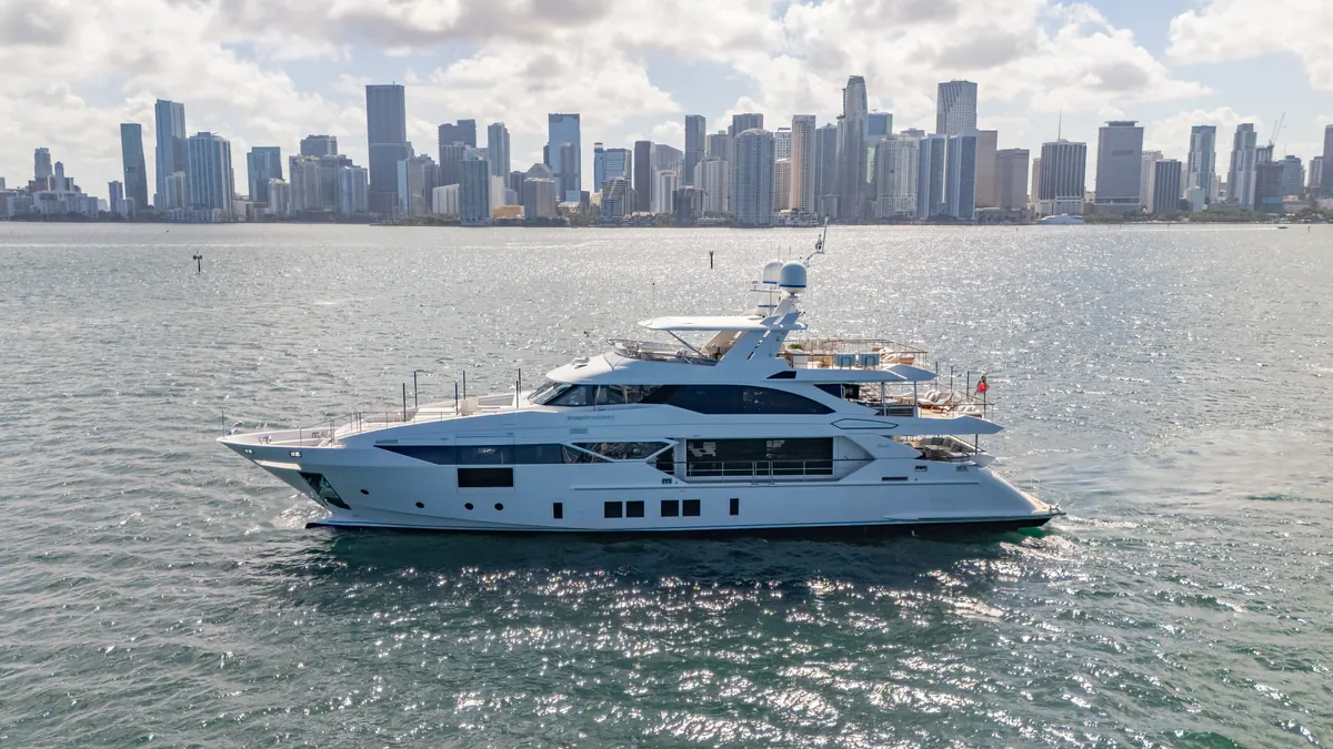 Inspiration, Benetti 38.1 m